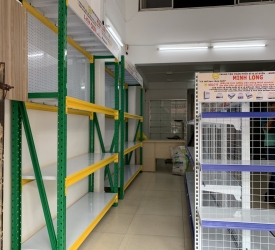 Tối Ưu Hóa Trưng Bày Sản Phẩm: Lắp Kệ Siêu Thị Cho Cửa Hàng Điện Nước