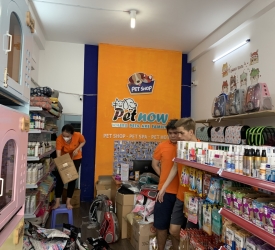 Lắp kệ cho tiệm PETNOW đường Lũy Bán Bích, HCM