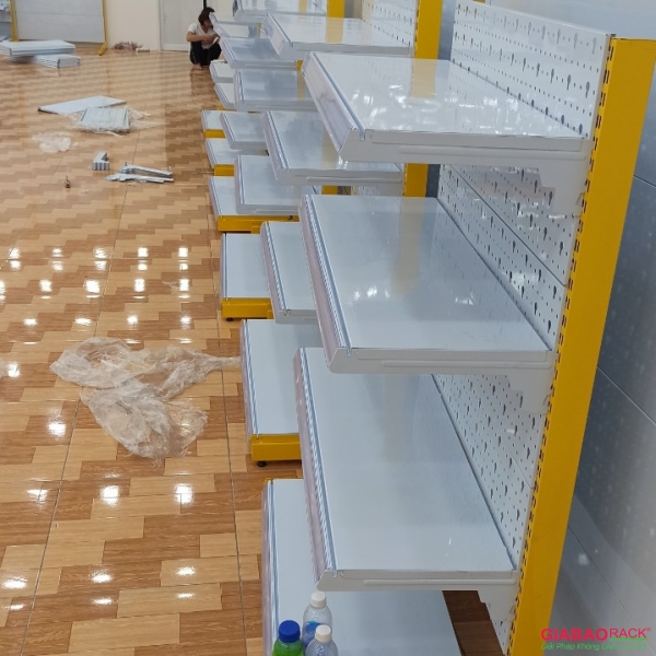Kệ Siêu Thị Lưng Tôn Đục Lỗ