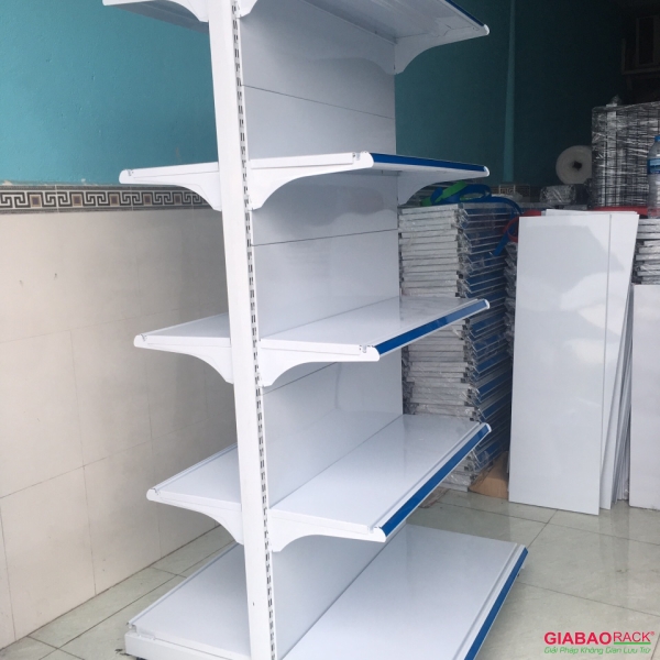 Kệ siêu thị lưng tôn kín 1