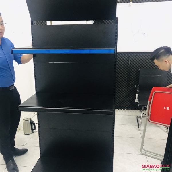 Kệ siêu thị lưng tôn kín 1