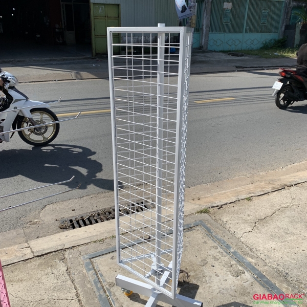 Ụ xoay gắn móc treo 