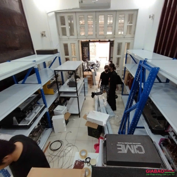 Kệ trung tải dài 3,5m