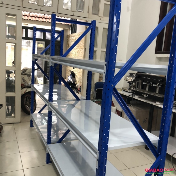 Kệ trung tải dài 3,5m